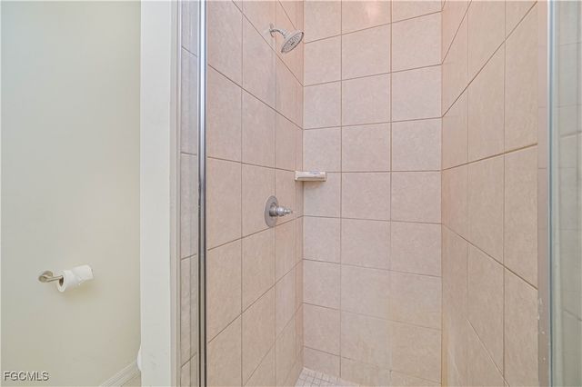 603 & 605 SE 23rd PL, Cape Coral, FL 33990