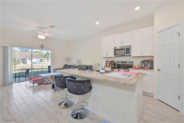 603 & 605 SE 23rd PL, Cape Coral, FL 33990