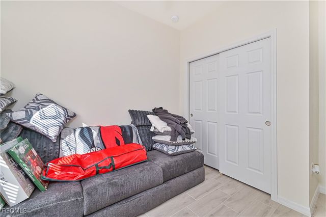 603 & 605 SE 23rd PL, Cape Coral, FL 33990