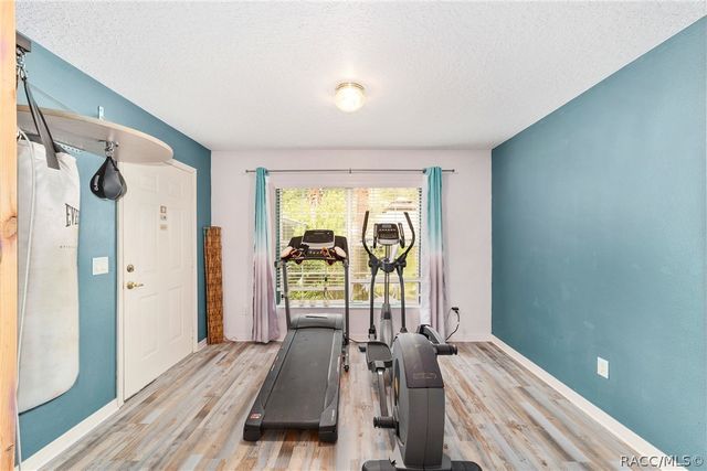 133 N McGowan Avenue, Crystal River, FL 34429