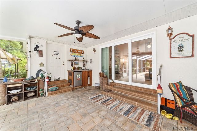 133 N McGowan Avenue, Crystal River, FL 34429
