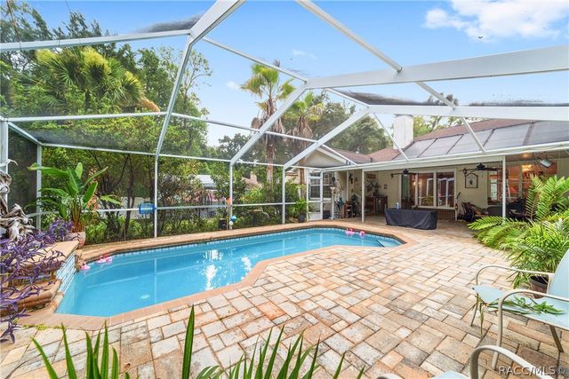 133 N McGowan Avenue, Crystal River, FL 34429