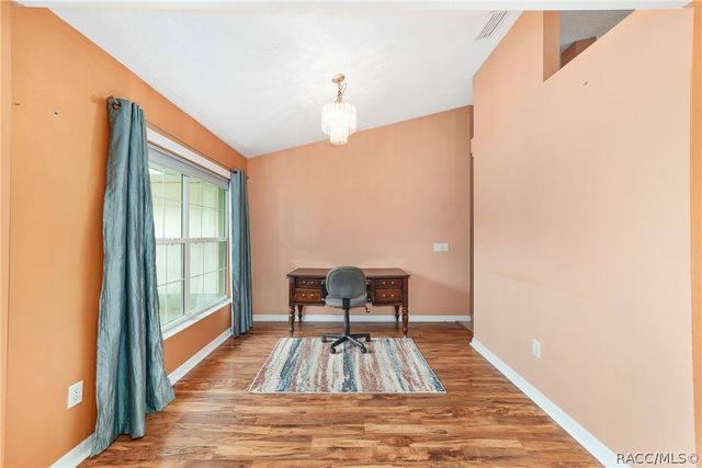 133 N McGowan Avenue, Crystal River, FL 34429