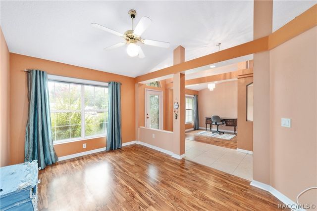 133 N McGowan Avenue, Crystal River, FL 34429