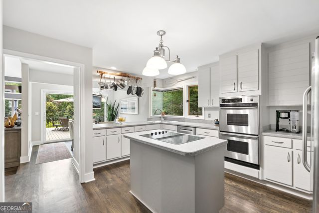 10550 Haynes Bridge Road, Alpharetta, GA 30022