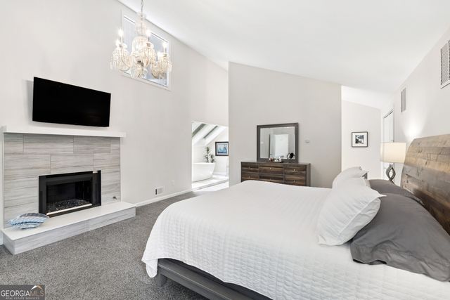 10550 Haynes Bridge Road, Alpharetta, GA 30022