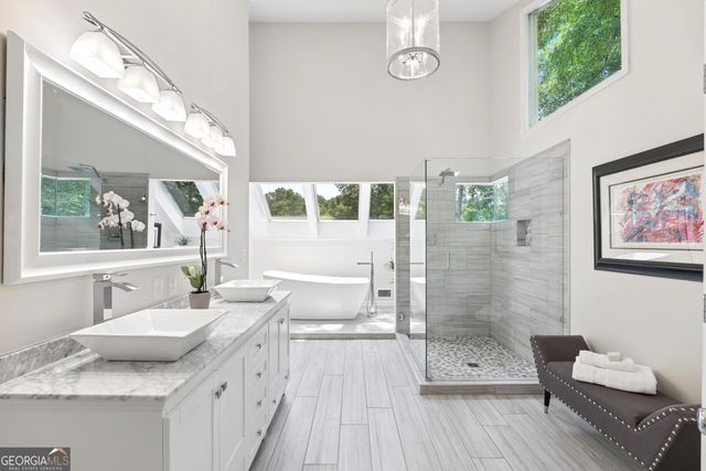 10550 Haynes Bridge Road, Alpharetta, GA 30022