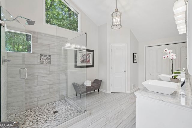 10550 Haynes Bridge Road, Alpharetta, GA 30022