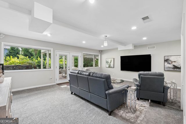 10550 Haynes Bridge Road, Alpharetta, GA 30022