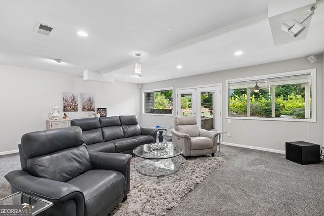 10550 Haynes Bridge Road, Alpharetta, GA 30022