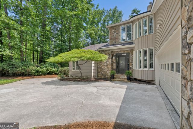 10550 Haynes Bridge Road, Alpharetta, GA 30022