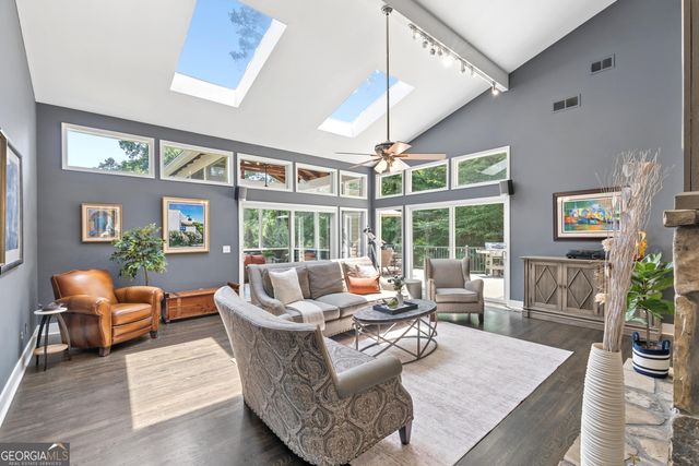 10550 Haynes Bridge Road, Alpharetta, GA 30022
