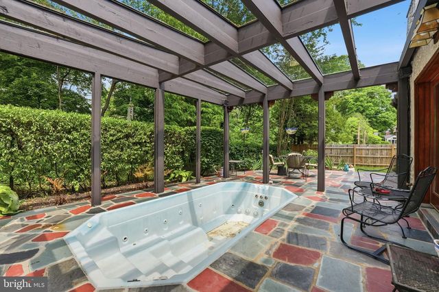 127 HESKETH ST, Chevy Chase, MD 20815