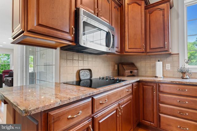 3940 WHITETAIL CT, Schnecksville, PA 18078