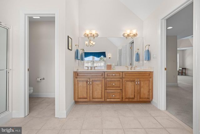 3940 WHITETAIL CT, Schnecksville, PA 18078