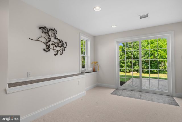 3940 WHITETAIL CT, Schnecksville, PA 18078