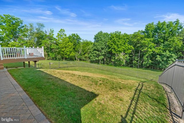 3940 WHITETAIL CT, Schnecksville, PA 18078