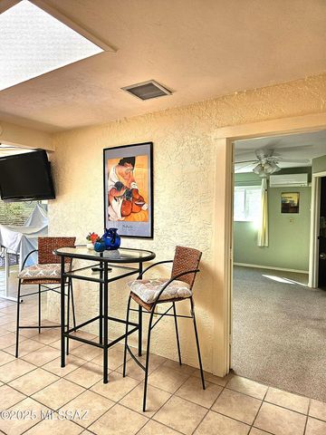 2035 S San Ray Drive, Green Valley, AZ 85614