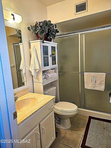 2035 S San Ray Drive, Green Valley, AZ 85614