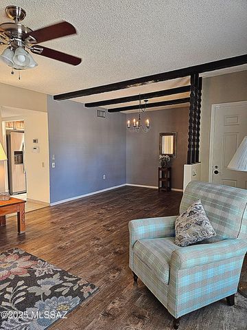 2035 S San Ray Drive, Green Valley, AZ 85614