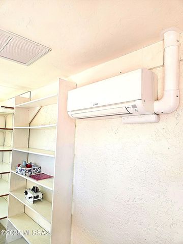 2035 S San Ray Drive, Green Valley, AZ 85614