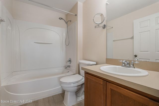 1265 Luminary Circle 105, Melbourne, FL 32901