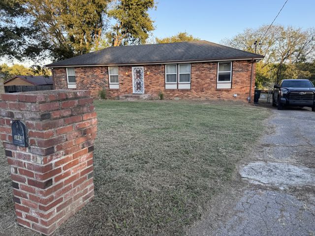 3862 Dubois Dr, Nashville, TN 37207