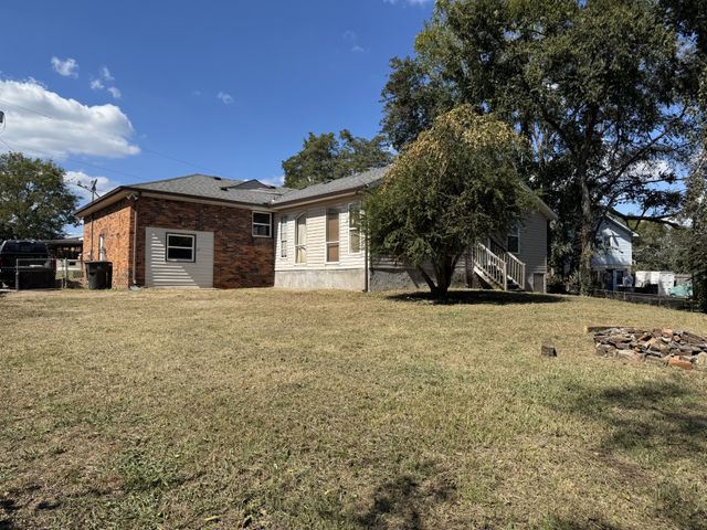 3862 Dubois Dr, Nashville, TN 37207