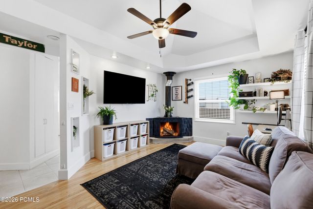 650 Warnock Avenue, Salt Lake City, UT 84106