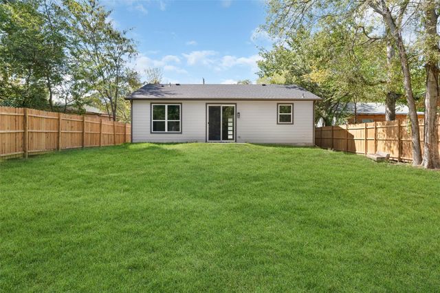 612 Lamar Street, Sulphur Springs, TX 75482