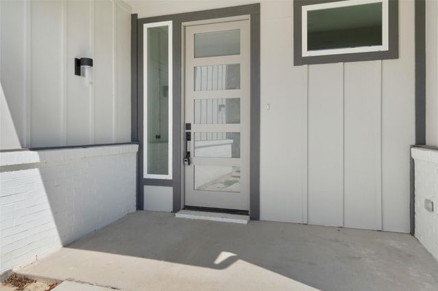 612 Lamar Street, Sulphur Springs, TX 75482