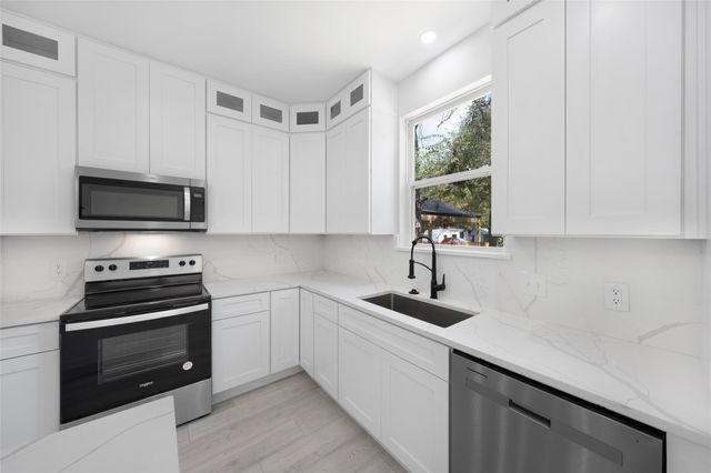 612 Lamar Street, Sulphur Springs, TX 75482