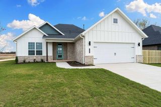 1602 Christman Street, Pea Ridge, AR 72751