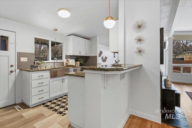 2904 N Bogus Basin Rd, Boise, ID 83702