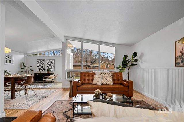 2904 N Bogus Basin Rd, Boise, ID 83702