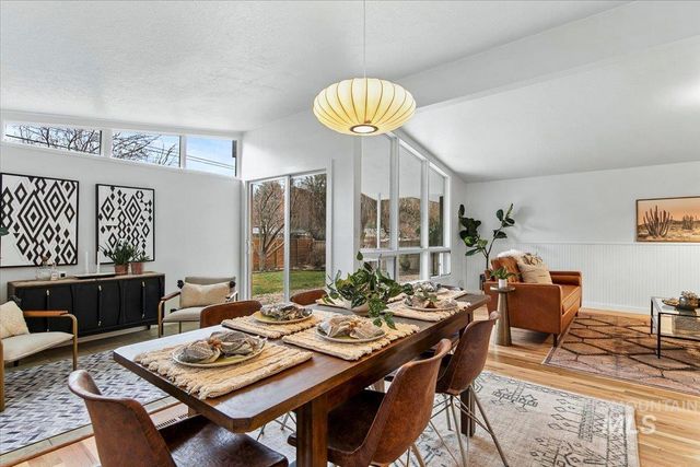 2904 N Bogus Basin Rd, Boise, ID 83702