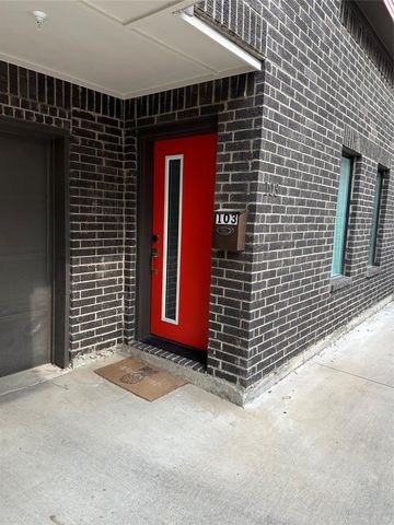 708 W 9th Street 103, Dallas, TX 75208