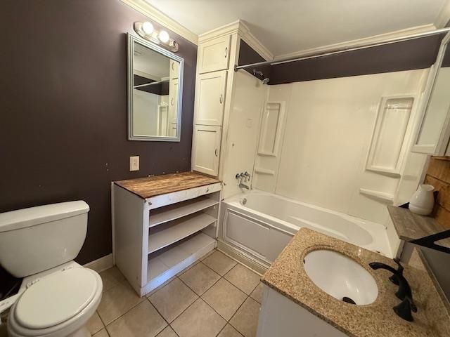 125 South Dominique Drive, Gheens, LA 70355