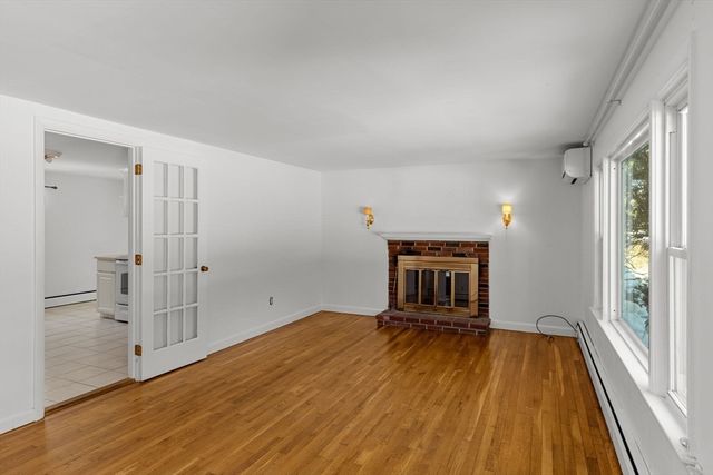 351 Swift Ave, Barnstable, MA 02655