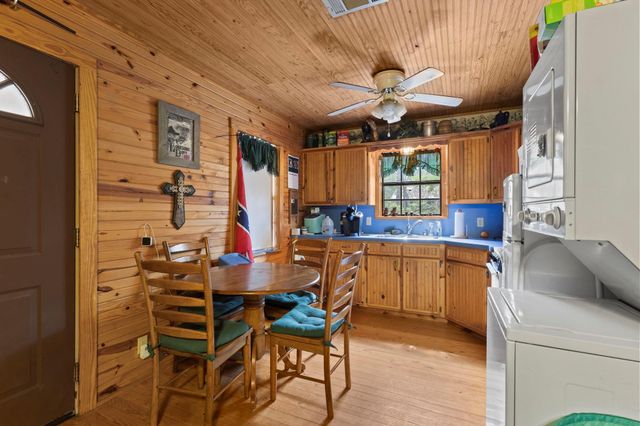 1710 Fm 1745 N, Colmesneil, TX 75938