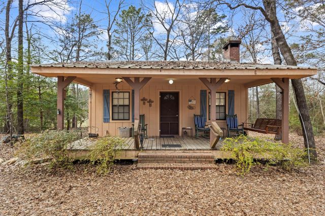 1710 Fm 1745 N, Colmesneil, TX 75938