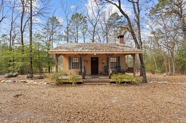 1710 Fm 1745 N, Colmesneil, TX 75938