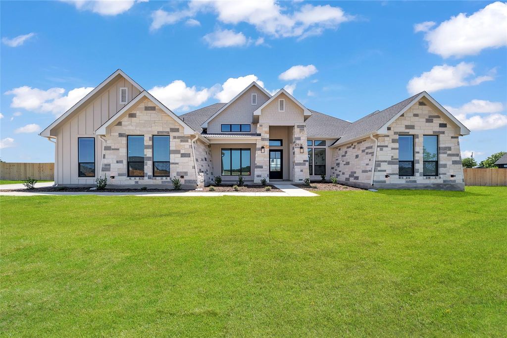 6642 King Oaks BLVD, Salado, TX 76571