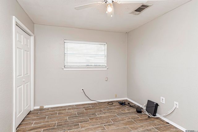 7637 Gov Derbigny Dr, Baton Rouge, LA 70811