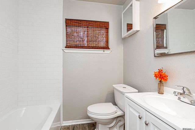 7637 Gov Derbigny Dr, Baton Rouge, LA 70811