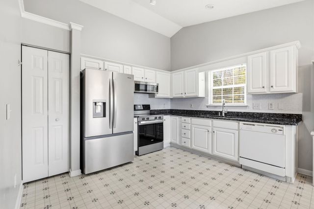 801 Sultana Dr., Little River, SC 29566