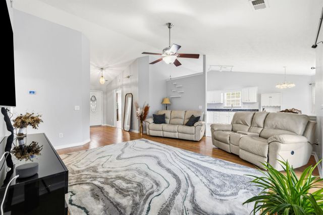 801 Sultana Dr., Little River, SC 29566