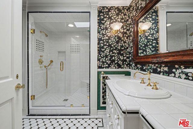 4780 Vista De Oro Avenue, Woodland Hills (los Angeles), CA 91364