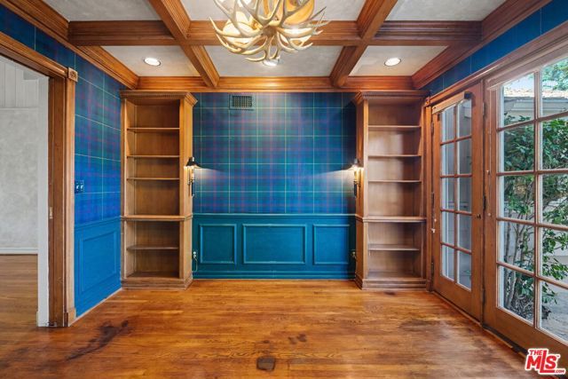 4780 Vista De Oro Avenue, Woodland Hills (los Angeles), CA 91364