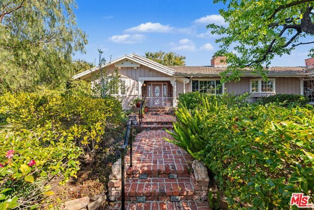 4780 Vista De Oro Avenue, Woodland Hills (los Angeles), CA 91364